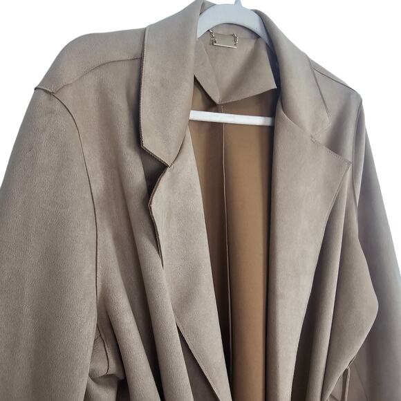 T Tahari Coat T Tahari Jacket Faux Leather Jacket Women XL Tan Belted Jacket - Picture 5 of 10